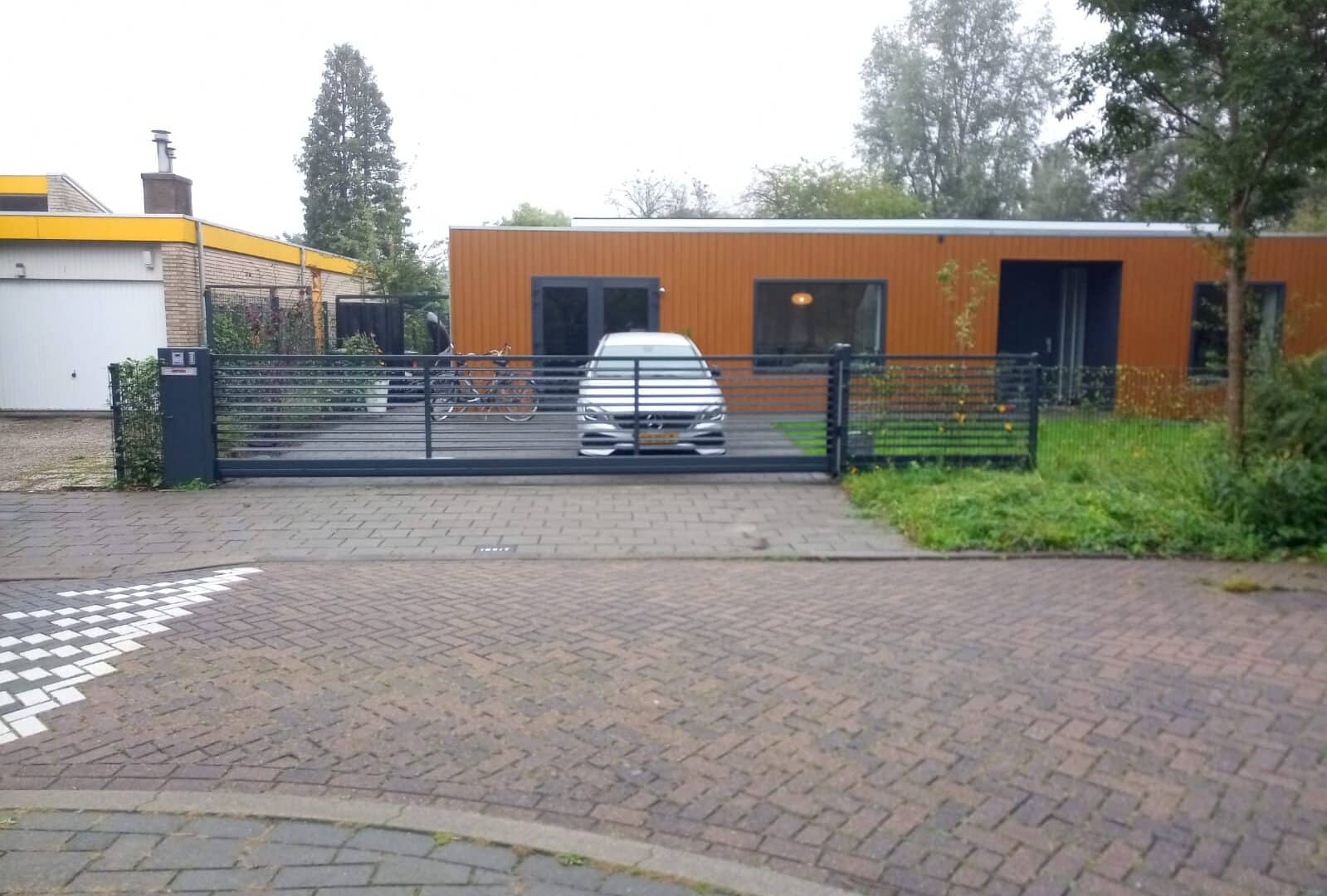 Schuine lamellen poorten Project zaandam